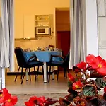 Apartament In With Seaview, Terrace, Air Condition, Wifi Trogir