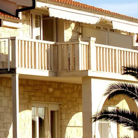 شقة In With Seaview, Terrace, Air Condition, Wifi