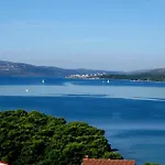 Apartman In With Seaview, Terrace, Air Condition, Wifi